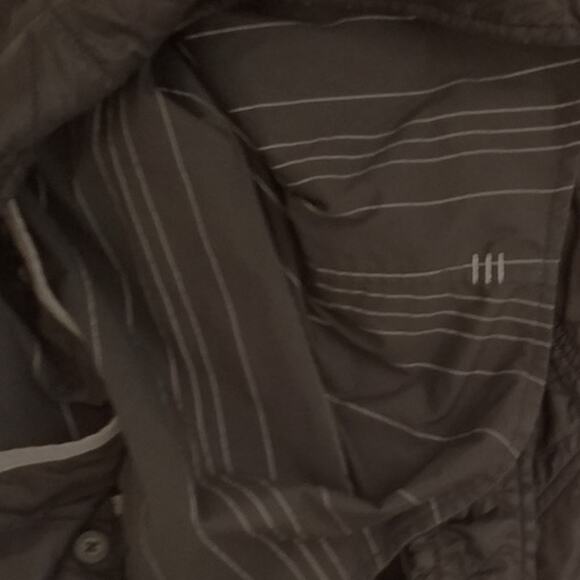 Lululemon Women’s Black Quilted Shirt Jacket Size 6 Casual Lightweight - Picture 5 of 5